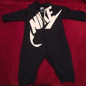 Baby jumpsuit