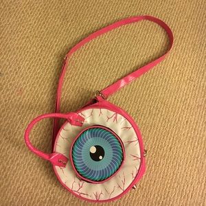 Kreepsville 666 Eyeball Bag (Pink)