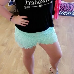 Mint Lace Ruffle shorts