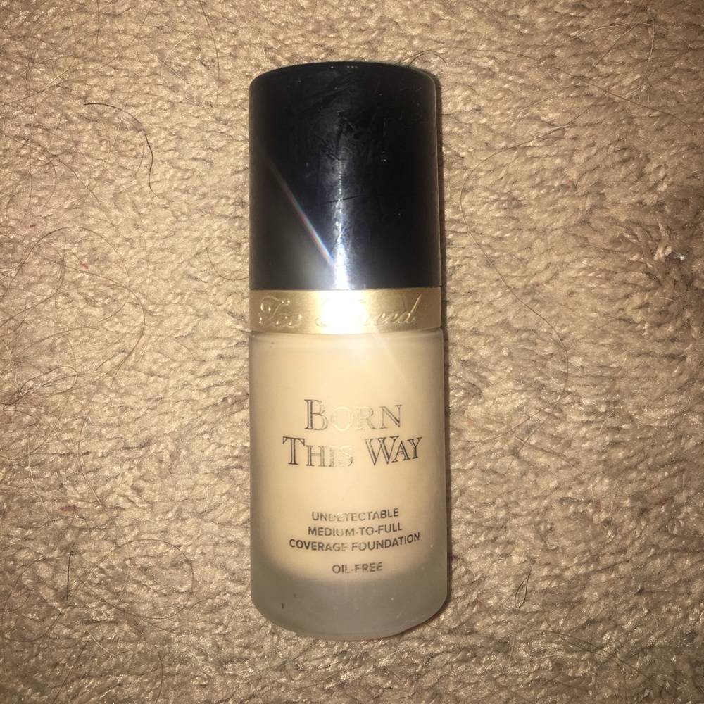 Too Faces Born This Way foundation