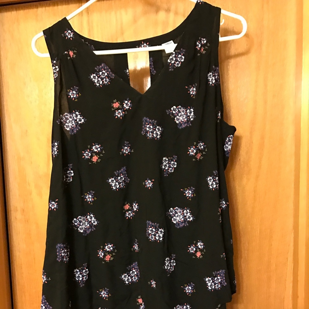 Floral Blouse with open back detail