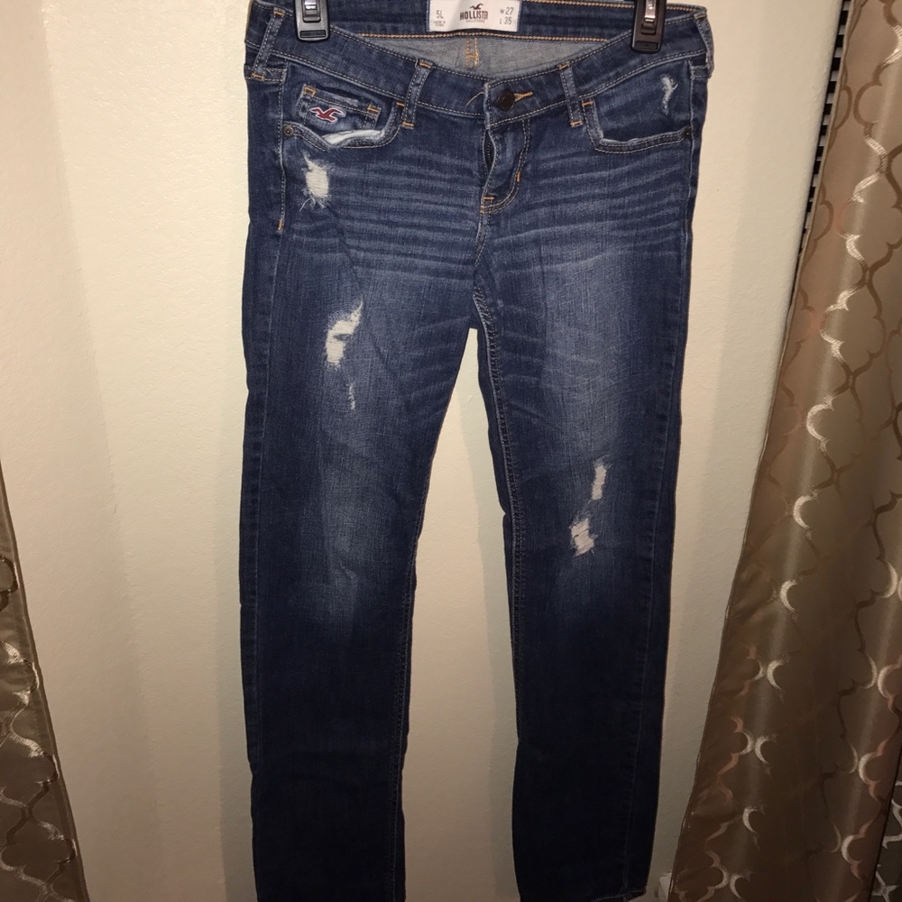 🔴FINAL🔴Hollister Distressed Jeans