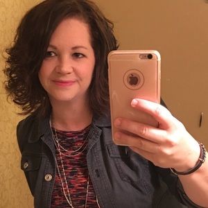 Meet your Posher, Candice