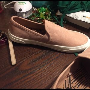Target rose shoes: 6.5 women's