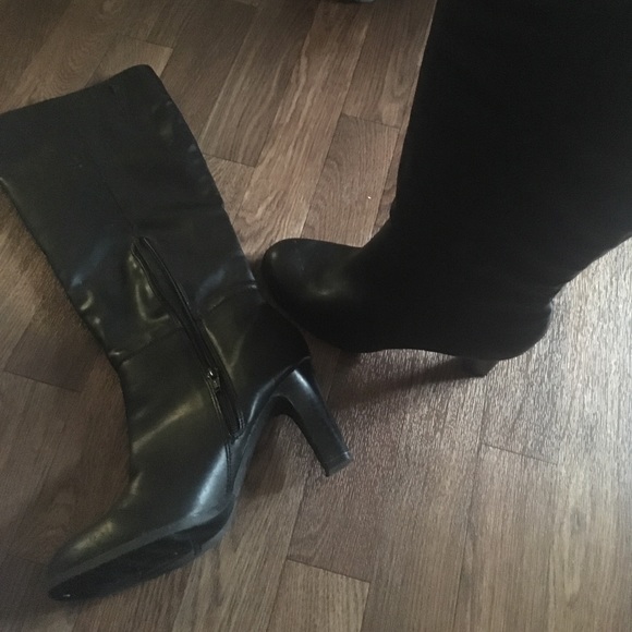 Worthington Shoes - Worhtington Black "knee high"Boots