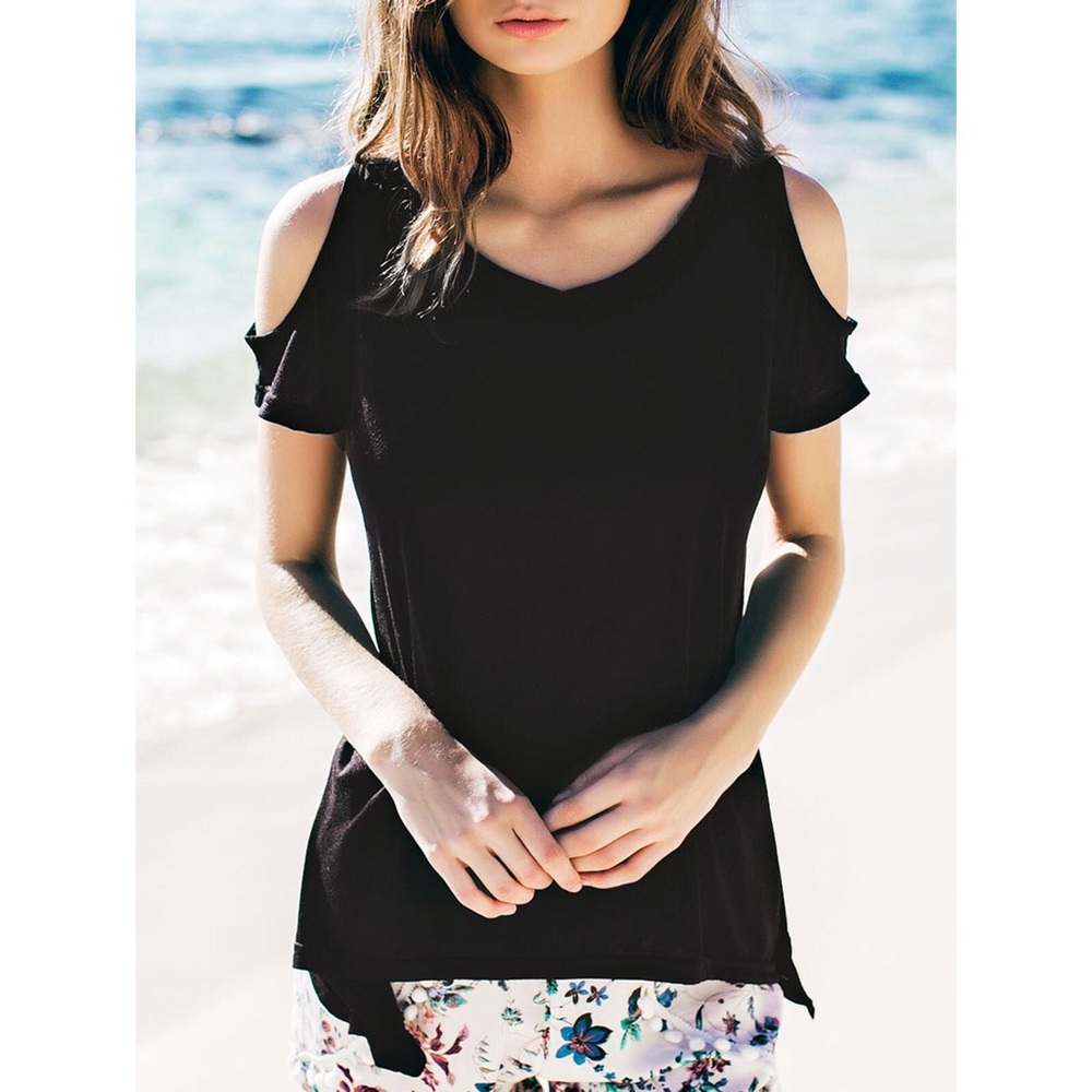 💥New!💥 Black V-Neck Cut Out Shoulder Tee