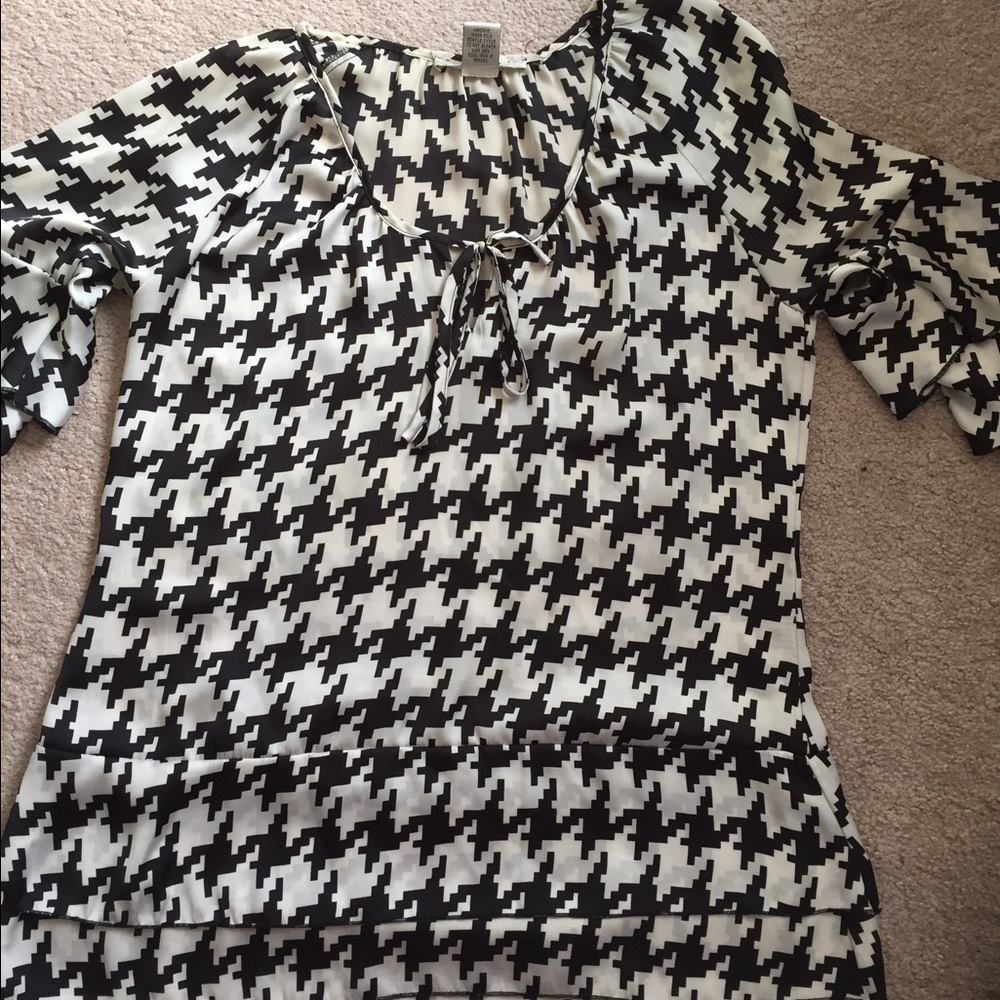 Houndstooth blouse