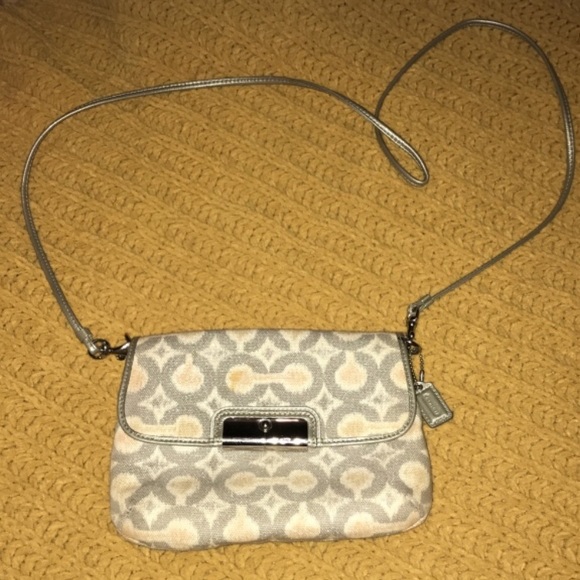 Coach monogram cross body purse - Picture 1 of 3