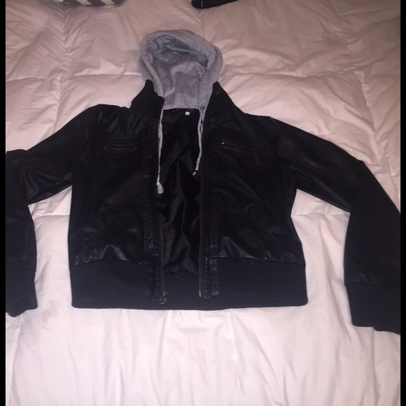 Leather Jacket with Grey Sweater Lining - Picture 2 of 4