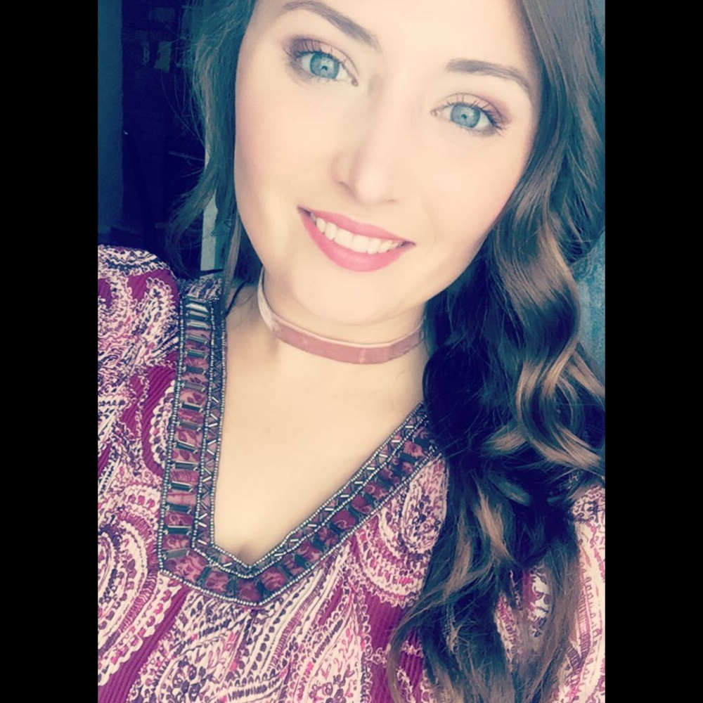 MEET YOUR POSHER, Morgan 😘