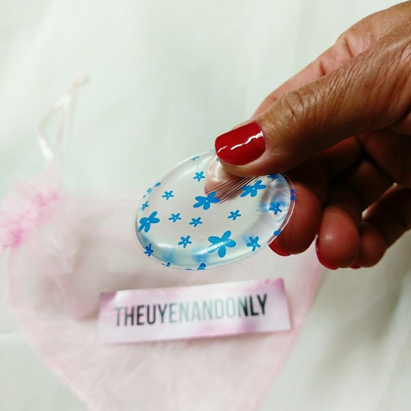 (2) NEW Silicone Sponge Silisponge Make Up Blender - Picture 3 of 5