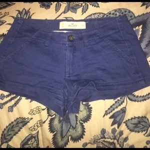 Hollister shorts!! Barley worn 😊