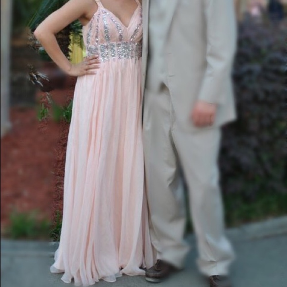 💕Light Pink Beaded Formal Dress💕