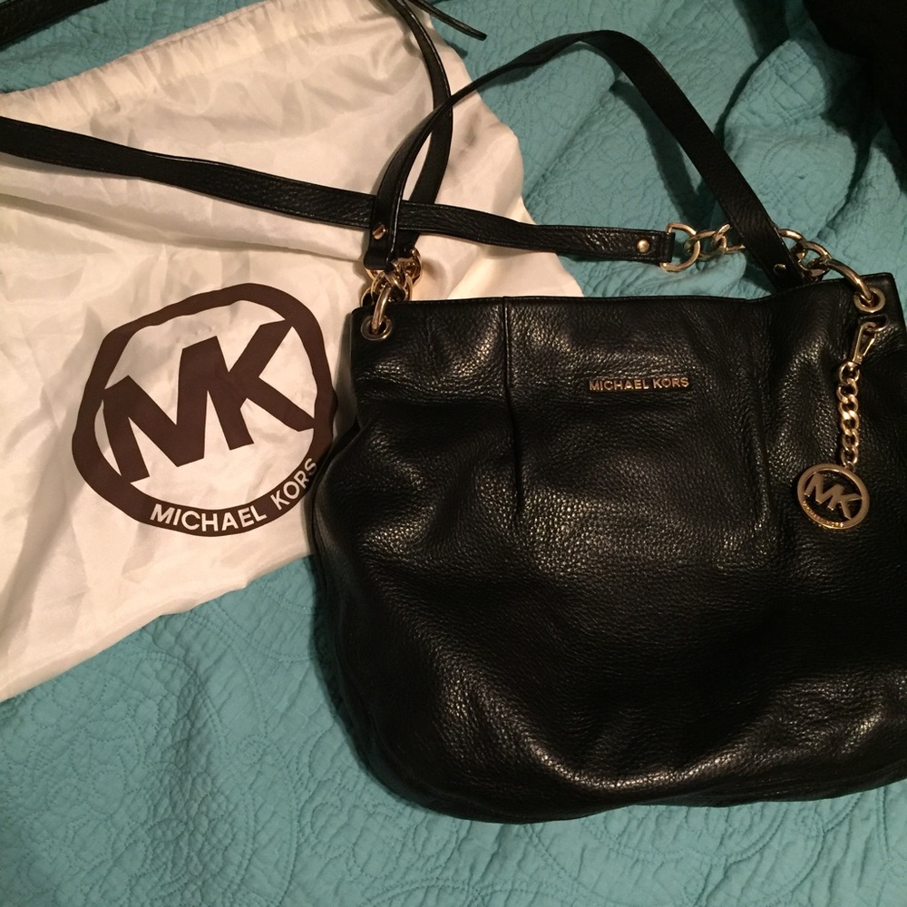 ✨PRICE DROP Authentic Black MK bag