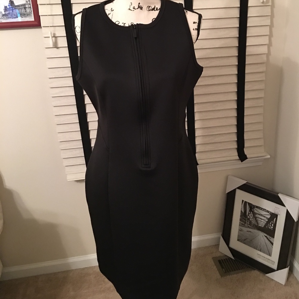 NWT Michael Kors Body Con Zip Front Dress.