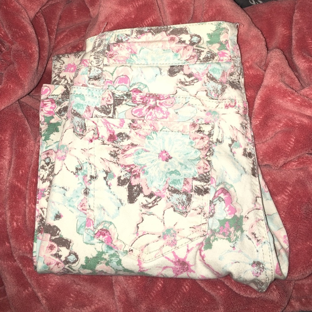 Floral Skinny jeans!!