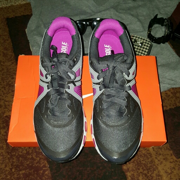 Women's AIRMAX Tailwind 4 SIZE 7 NEW***NWOT - Picture 1 of 8