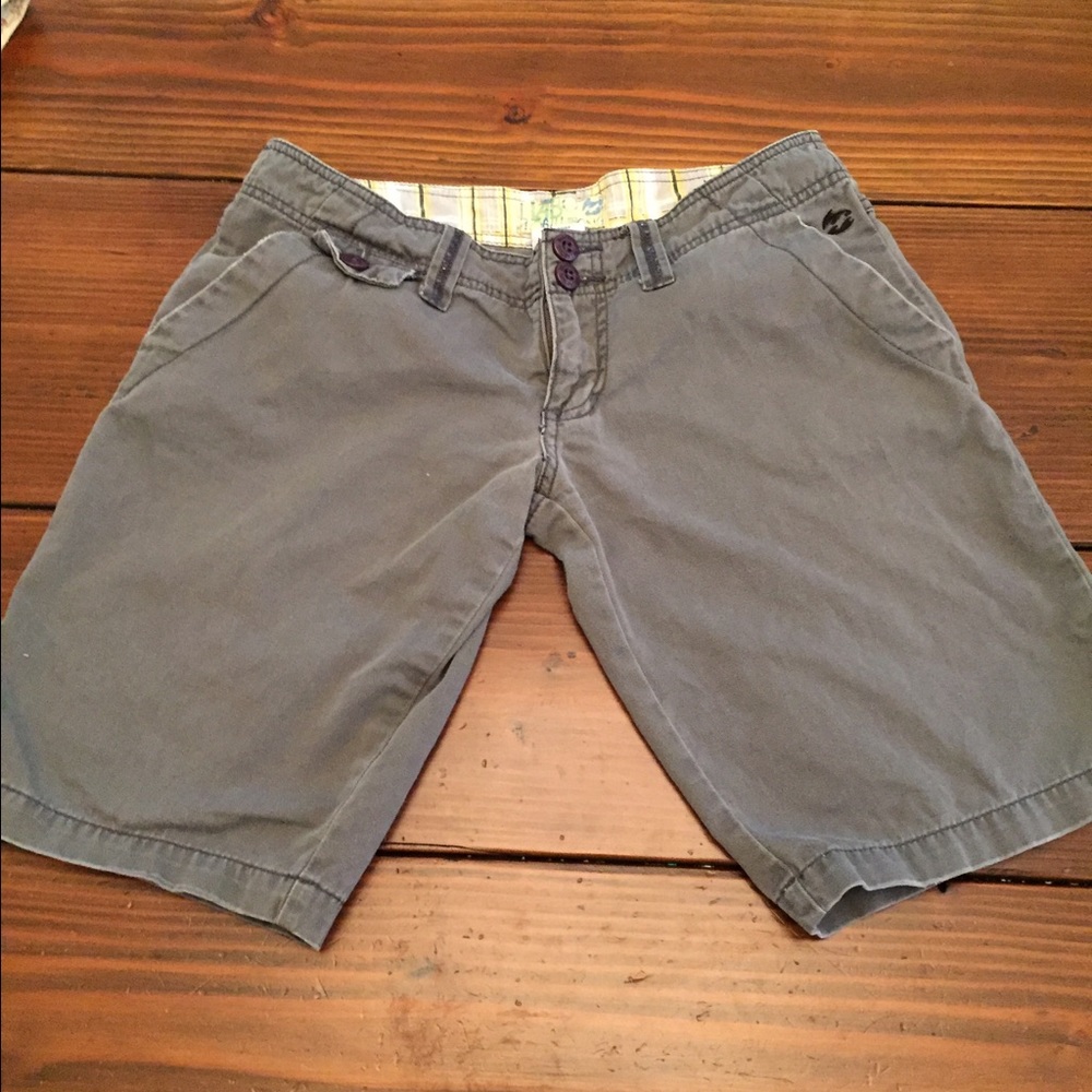 Billabong Bermuda shorts Size 3