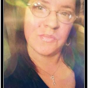 Meet your Posher, Deanna