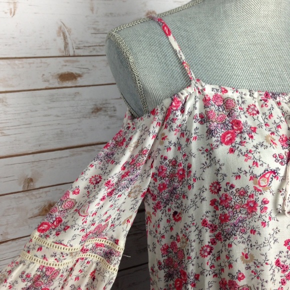 {WAYF} Garden Print Open Shoulder Blouse Top, $66 - Picture 2 of 5