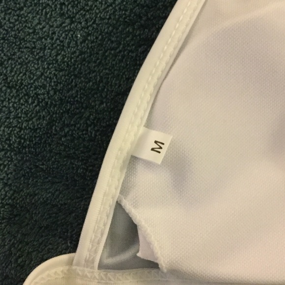 Tropical print bikini - Picture 5 of 7