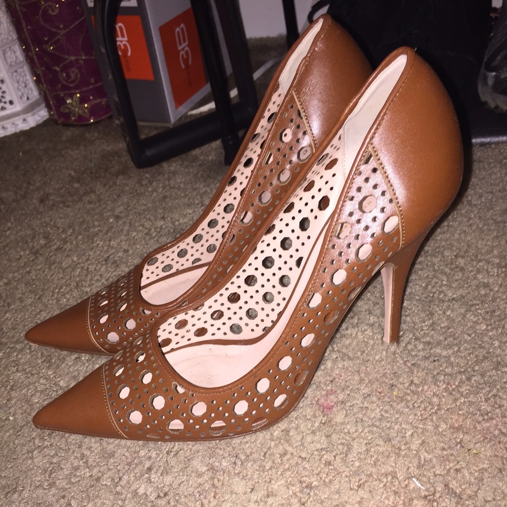 Barely worn kate spade perforated heels