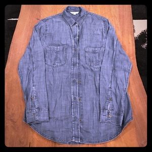 Women's Banana Republic chambray button-up.