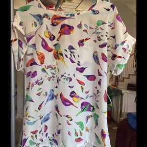 Cute bird print blouse-new with tags