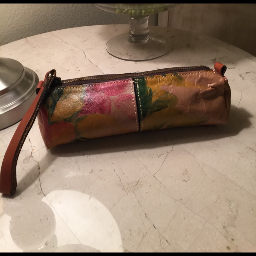 Patricia Nash clutch/wristlet