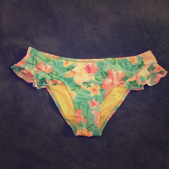 Bikini bottom - Picture 1 of 2