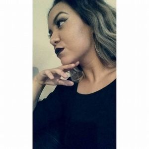 Meet your Posher, Mireya