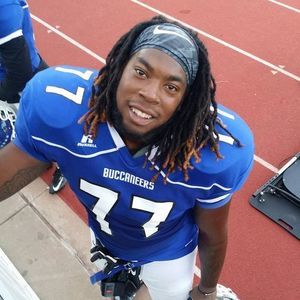 Meet your Posher, Avery