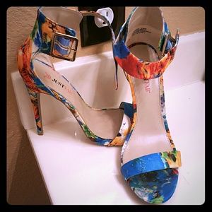 Pretty Floral Sandals