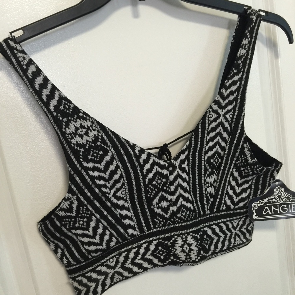 NWT ANGIE Black and White Crop top - Picture 2 of 5