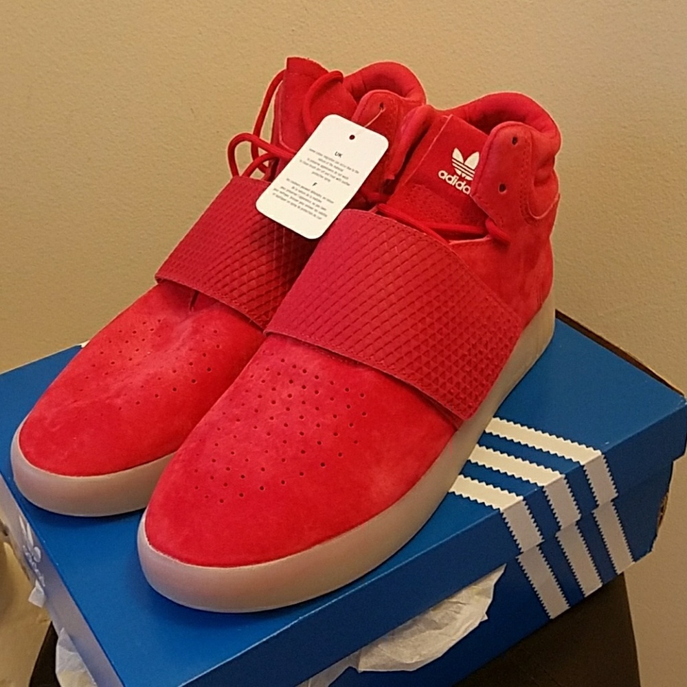 Adidas tubular invader strap size 10