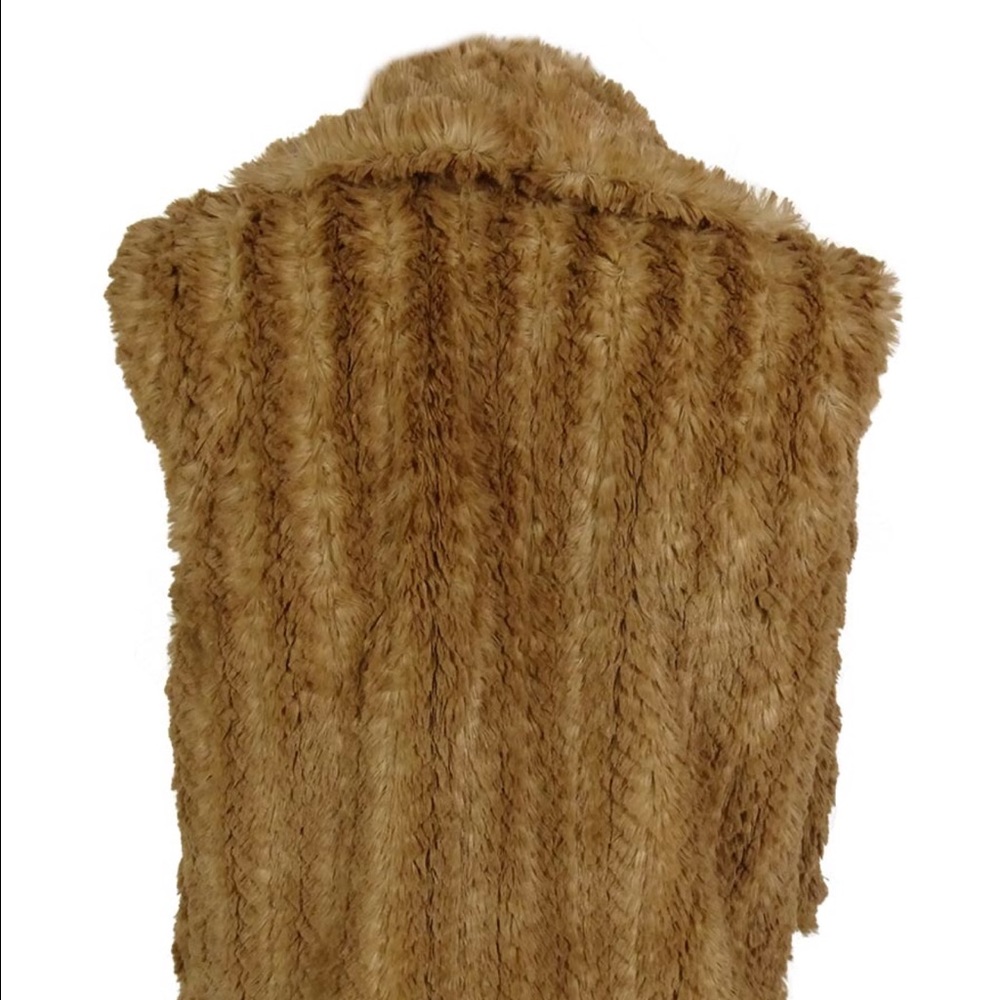 Vest - Picture 3 of 3
