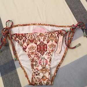 🙈DONATING TOMORROW🙈NWT Victoria's Secret swim