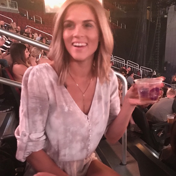 🍄🌺Tye die romper🌺🍄 - Picture 4 of 4