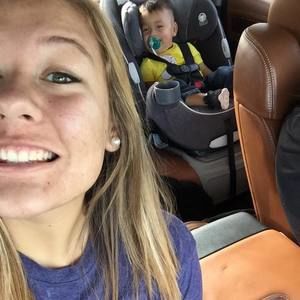 Meet your Posher, Alexis