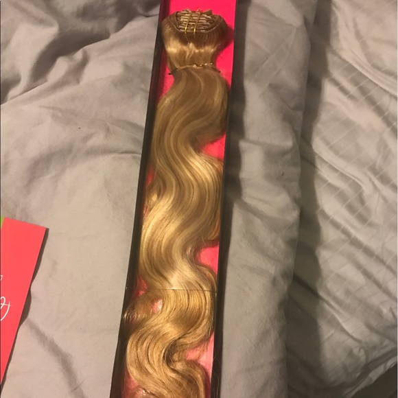 100% Human Remy Hair 18 inch extensions. - Picture 3 of 5