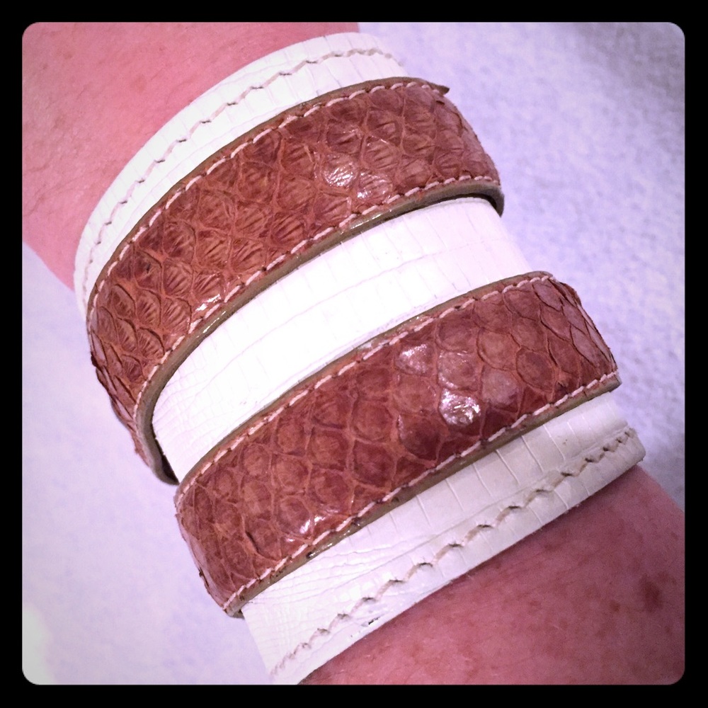Calderon | Vintage White and Tan Leather Snap Cuff