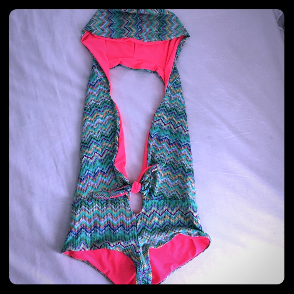 Beach Bunny Romper hoodie coverup