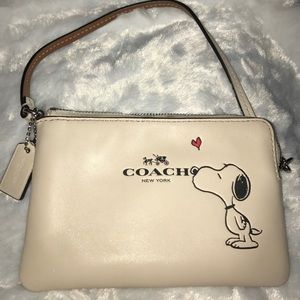Coach Snoopy little bag