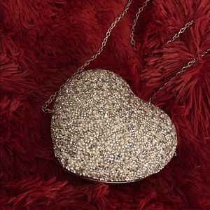 Heart shaped rhinestone with or w/out chain strap
