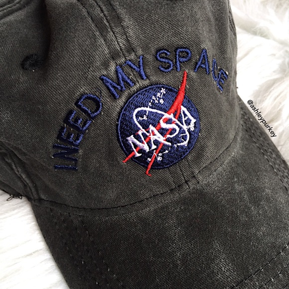 ❤️SALE❤️ i need my space NASA gray baseball hat - Picture 4 of 4