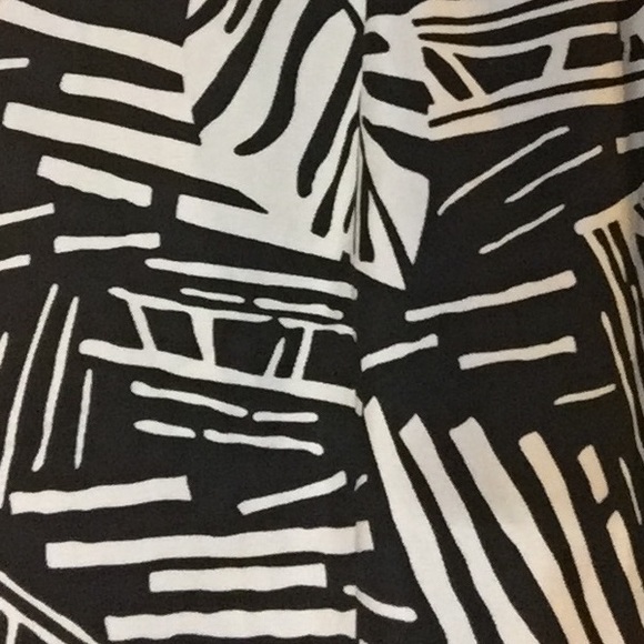 Summer dress - Picture 2 of 3