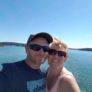 Meet your Posher, Kim