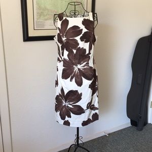 Jones New York Brown and White Floral Shift Dress.