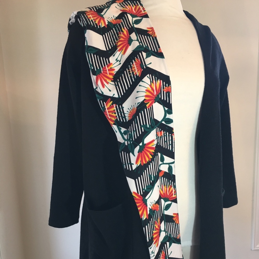 Lularoe small Sarah black