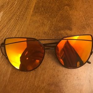 Red Mirrored Sunglasses